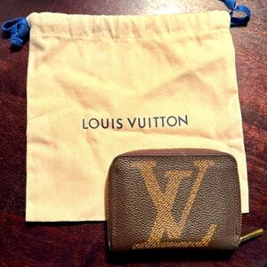 AUTHENTIC - Louis Vuitton Zippy Coin Purse - Wallet
